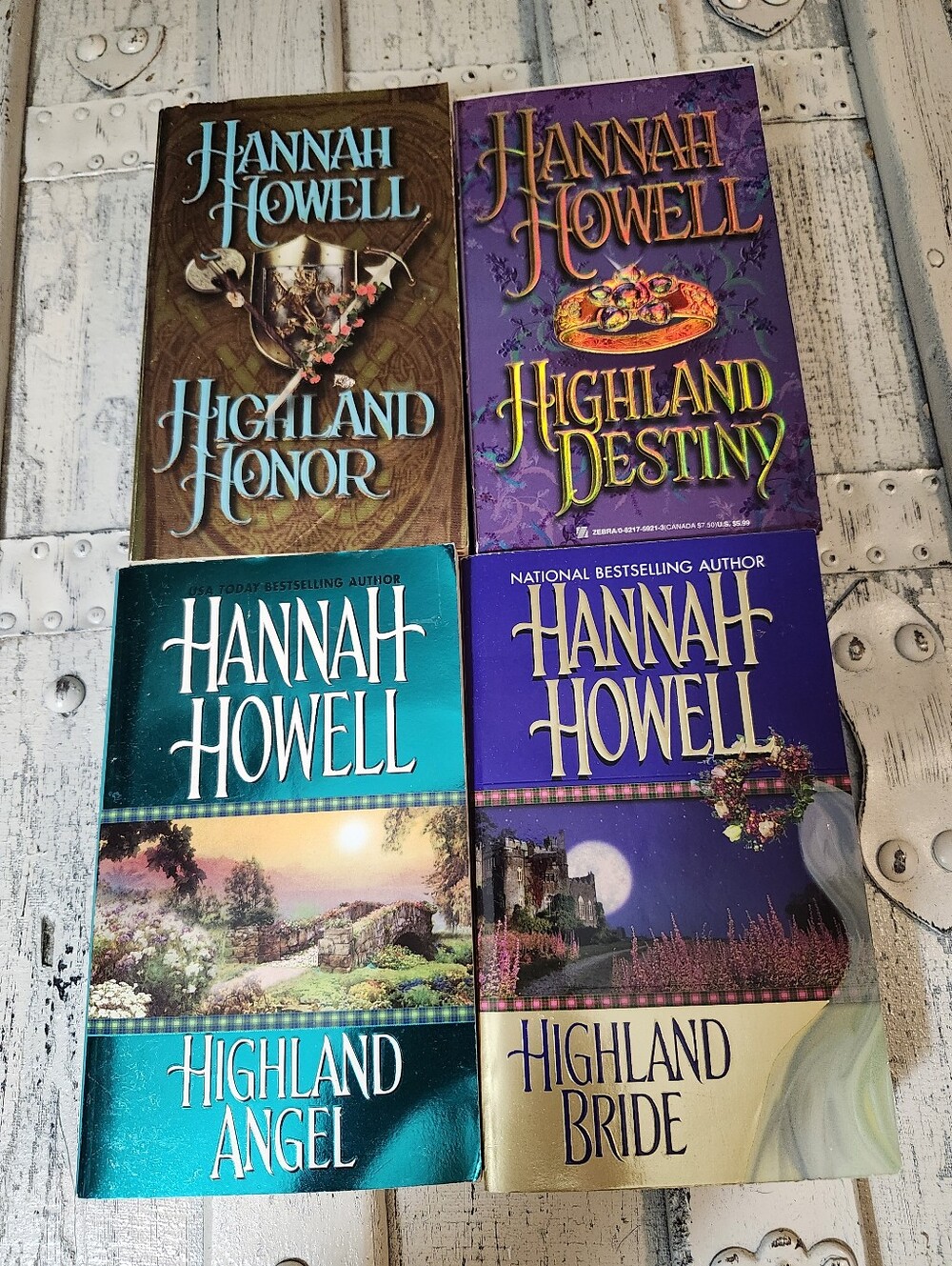 Hannah Howell Highland Series Paperback Set